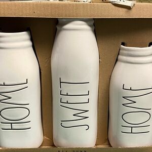Rae Dunn vase set